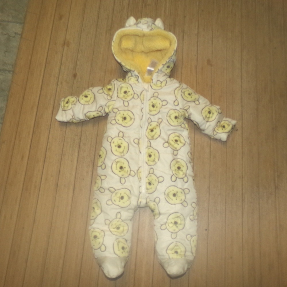Disney Baby Winnie the Pooh Hooded Pram Suit Quilted Bunting Cream 3-6 Months